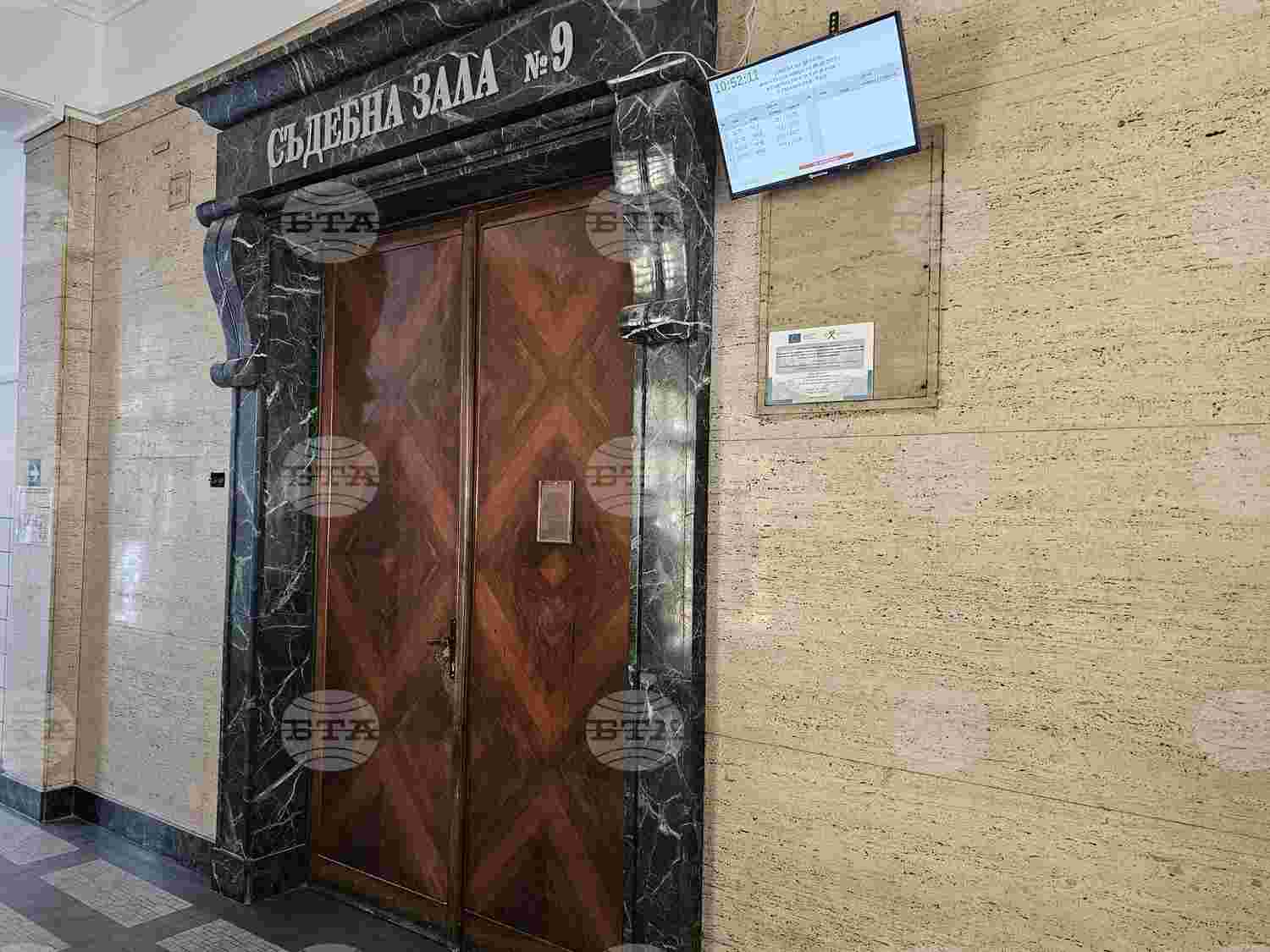 Четиримата задържани за побой над русенския полицейски директор остават в ареста
