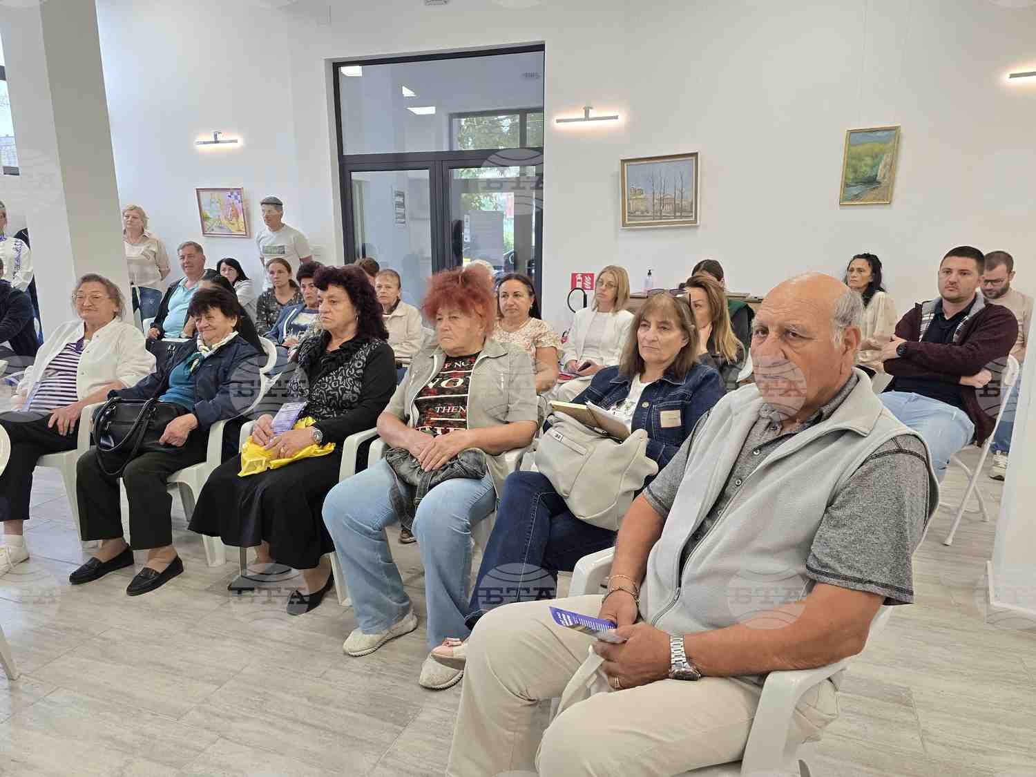 Информационни срещи за еврото се проведоха в четири града