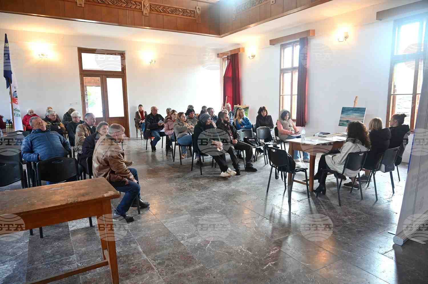 Нови разяснения за еврото на срещи в Русе и други градове