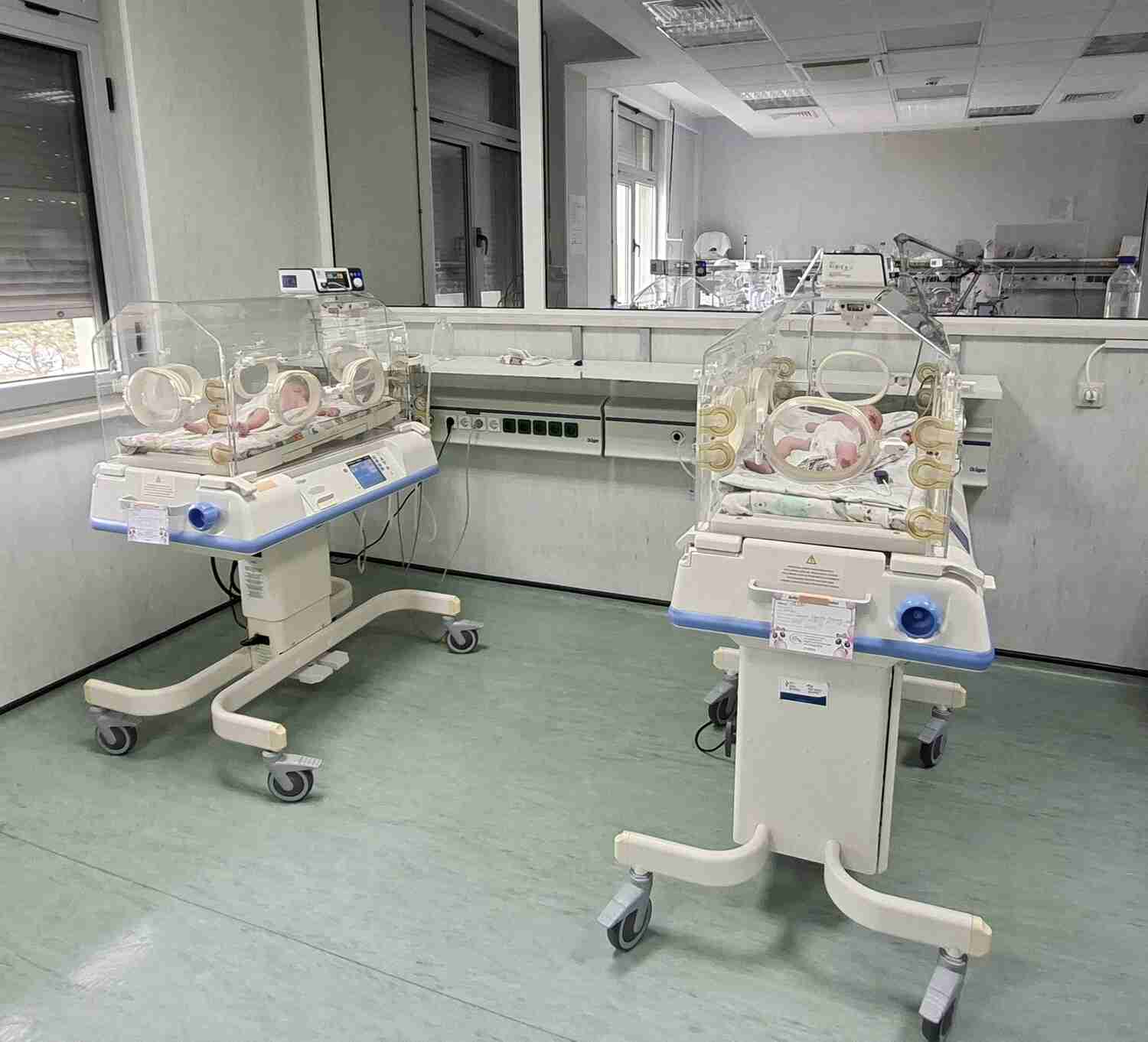 Университетската болница „Канев“ в Русе получи дарение за неонатология
